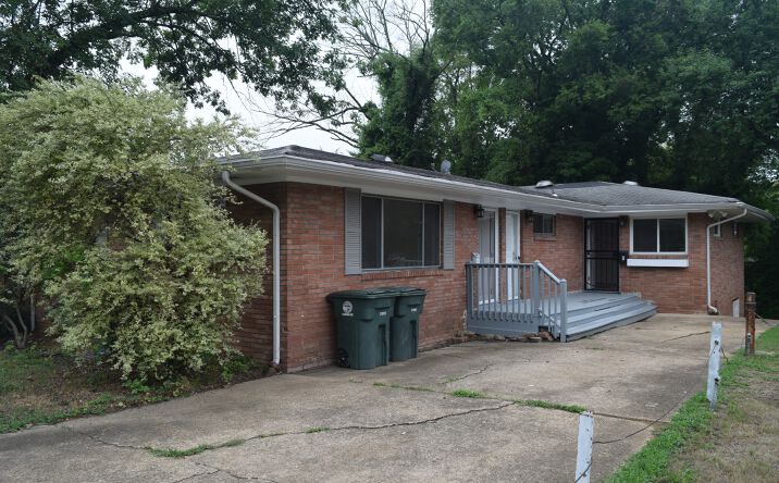 Pictures of Mixed Use property located at 175 Glenwood Dr, Chattanooga, TN 37404 for sales - image #1