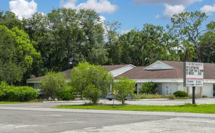 Pictures of Office property located at 5821 Gall Boulevard, Zephyrhills, FL 33542 for sales - image #1