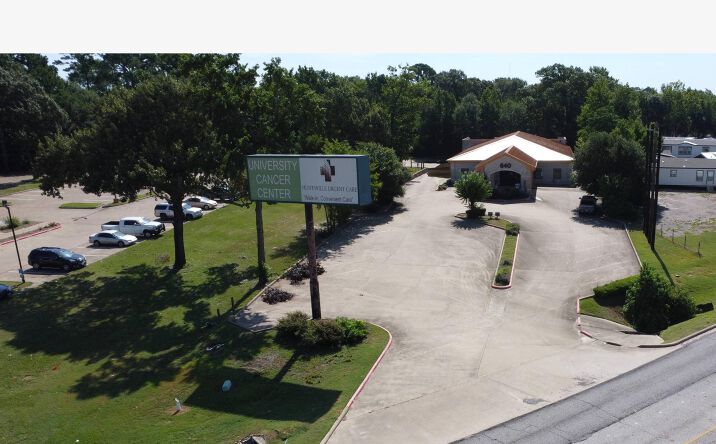 Pictures of Office, Special Purpose property located at 640 I-45, Huntsville, TX 77340 for sales - image #1