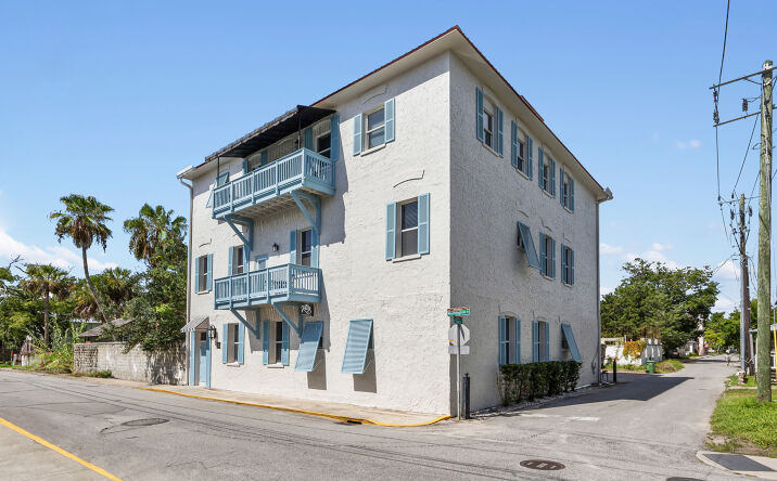 Pictures of Mixed Use, Multifamily, Office, Retail, Special Purpose property located at 92 Washington St, St. Augustine, FL 32084 for sales - image #1