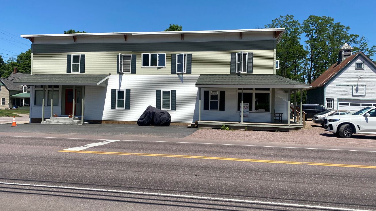 Pictures of Mixed Use property located at 965 Main St, Colchester, VT 05446 for sales - image #1