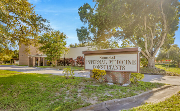image of property at 13644 WALSINGHAM RD Largo FL 33774