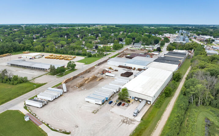 Pictures of Industrial property located at 530 E Wisconsin St, Seymour, WI 54165 for sales - image #1