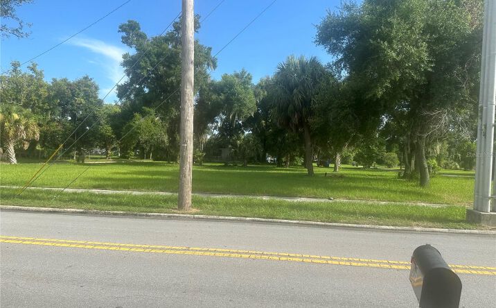 Pictures of Land property located at 718 N Missouri Avenue, Lakeland, FL 33815 for sales - image #1