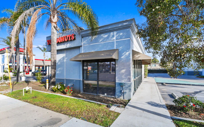 Pictures of Retail, Industrial property located at 2635, 2655 & 2725 W Orangethorpe Ave, Fullerton, CA 92833 for sales - image #1