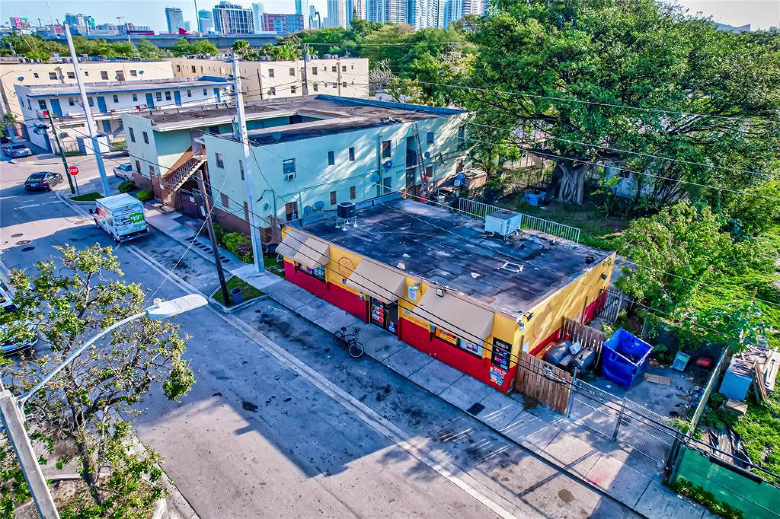 1139 NW 2Nd Ave, Miami, FL 33136