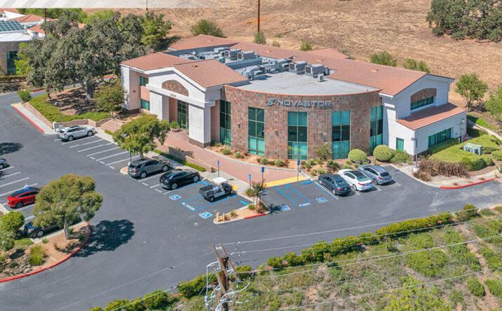 image of property at 29209 CANWOOD ST Agoura Hills CA 91301-1555