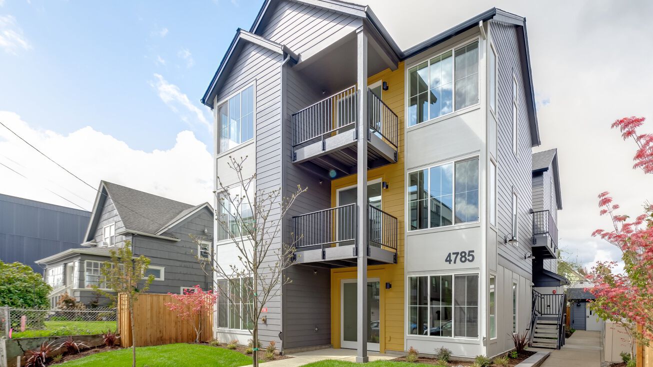 Pictures of Multifamily property located at 4785 N Albina Ave, Portland, OR 97217 for sales - image #1