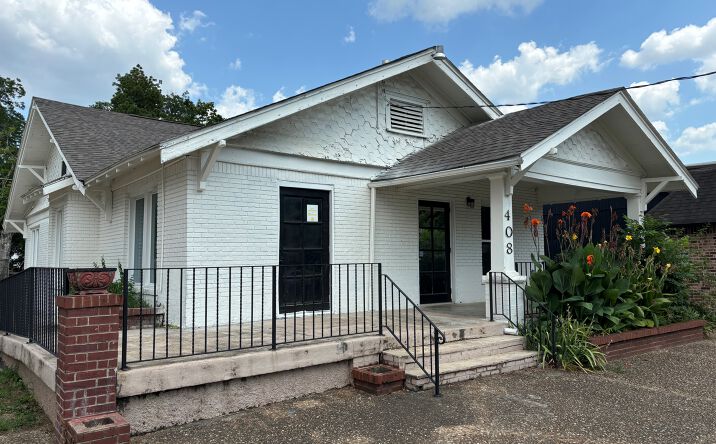 Pictures of Retail property located at 408 N Greenwood Ave, Fort Smith, AR 72901 for sales - image #1