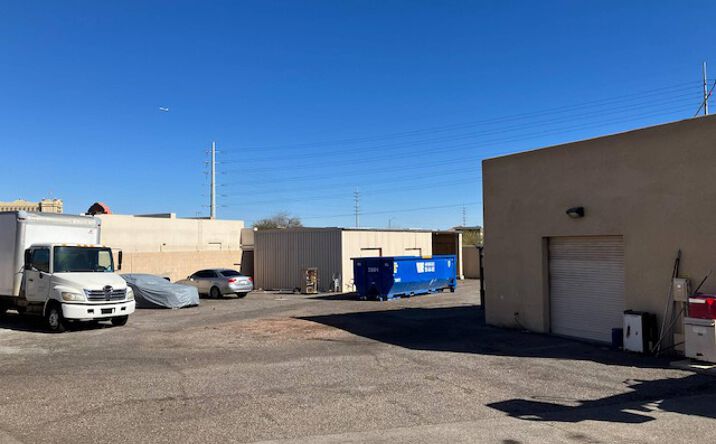 Pictures of Retail, Industrial property located at 1335 W Warm Springs Rd, Henderson, NV 89014 for sales - image #1