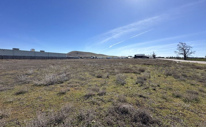 Pictures of Land property located at S Roosevelt Ave, Goldendale, WA 98620 for sales - image #1