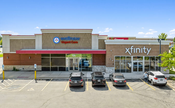 Pictures of Retail property located at 534 S Randall Rd, South Elgin, IL 60177 for comps - image #1
