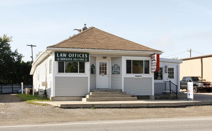 Pictures of Retail property located at 56875 Grand River, New Hudson, MI 48165 for sales - image #1