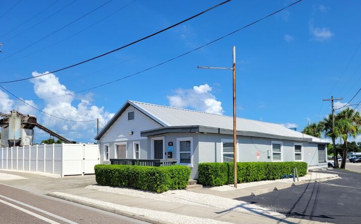 image of property at 1915 13TH AVE N St Petersburg FL 33713-5716