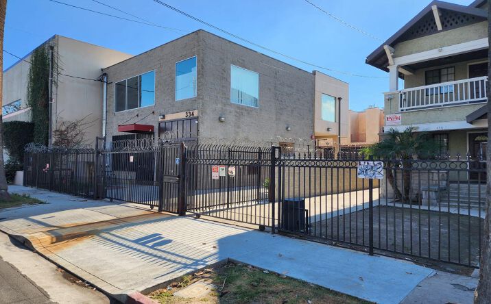 Pictures of Industrial property located at 334 W 33rd St, Los Angeles, CA 90007 for sales - image #1