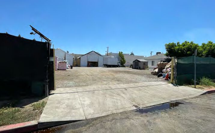 Pictures of Industrial property located at 7016 Sophia Ave, Van Nuys, CA 91406 for sales - image #1
