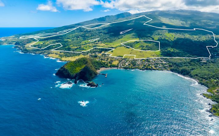 Pictures of Mixed Use, Land property located at 5670 Hana Hwy, Hana, HI 96713 for sales - image #1
