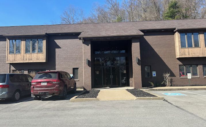 Pictures of Office, Industrial property located at 701 Sharon Rd, Beaver, PA 15009 for sales - image #1