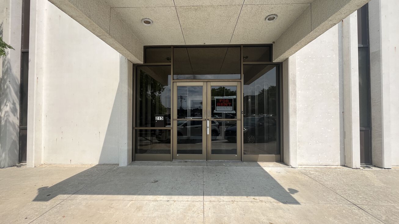 Pictures of Mixed Use, Office, Retail, Self Storage property located at 215 N Bell Ave, Shawnee, OK 74801 for sales - image #1