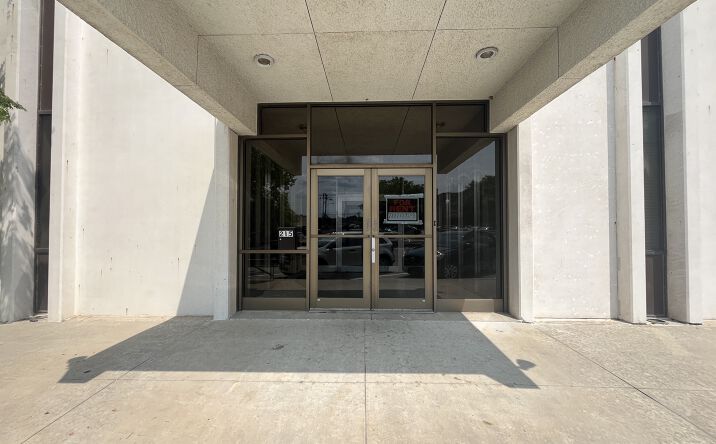 Pictures of Mixed Use, Office, Retail, Self Storage property located at 215 N Bell Ave, Shawnee, OK 74801 for sales - image #1