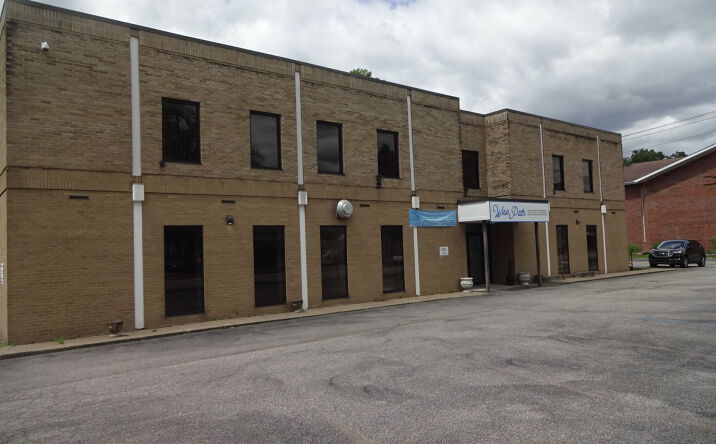 Pictures of Office property located at 4701 MacCorkle Ave SE, Charleston, WV 25304 for sales - image #1