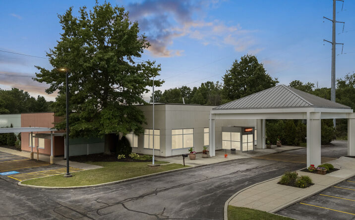 Pictures of Land, Mixed Use, Office, Retail, Special Purpose property located at 4804 N Leavitt Rd, Lorain, OH 44053 for sales - image #1