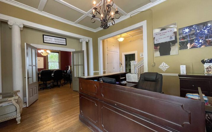 Pictures of Office property located at 2300 10th Ct S, Birmingham, AL 35205 for sales - image #1