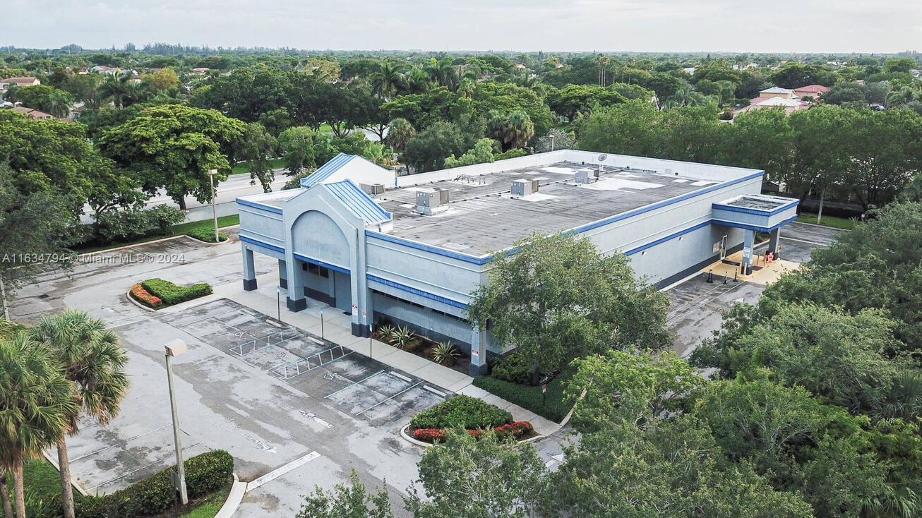 Pictures of Mixed Use, Office, Retail, Special Purpose property located at Undisclosed St, Davie, FL 33325 for sales - image #1