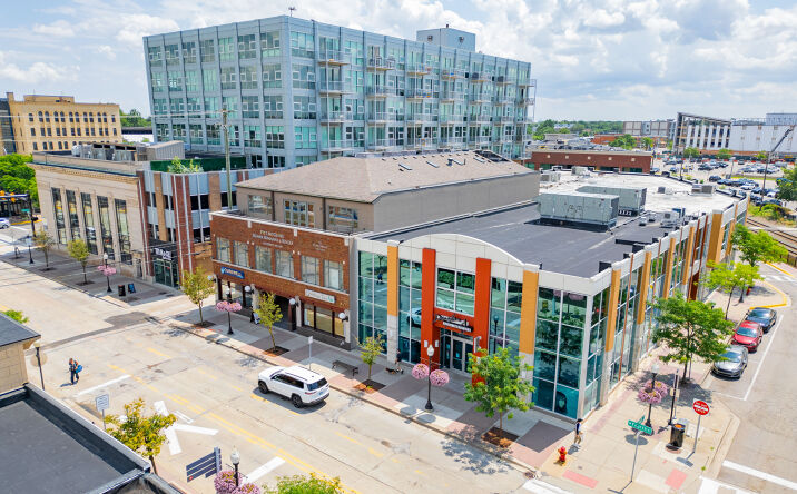 Pictures of Office property located at 117 W 4th St, Royal Oak, MI 48067 for sales - image #1