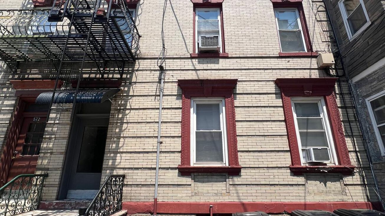 Pictures of Multifamily property located at 570 56th St, West New York, NJ 07093 for sales - image #1