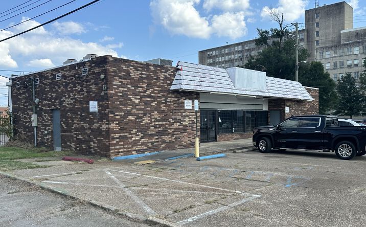 Pictures of Retail property located at 1417 Fairfield Ave, Shreveport, LA 71101 for sales - image #1