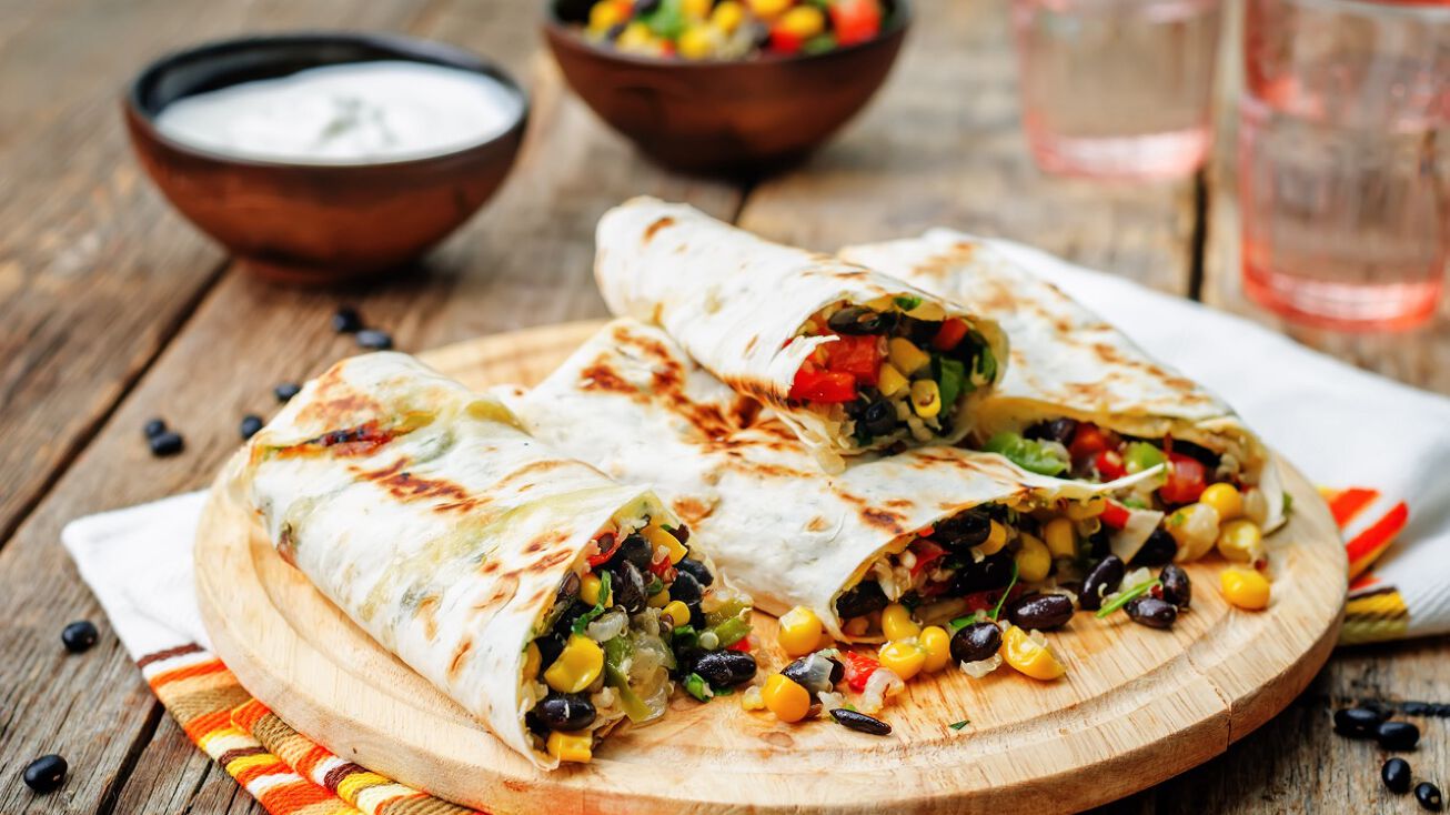 Pocket $100,000+ With No Night Shifts at this Restaurant for Sale
