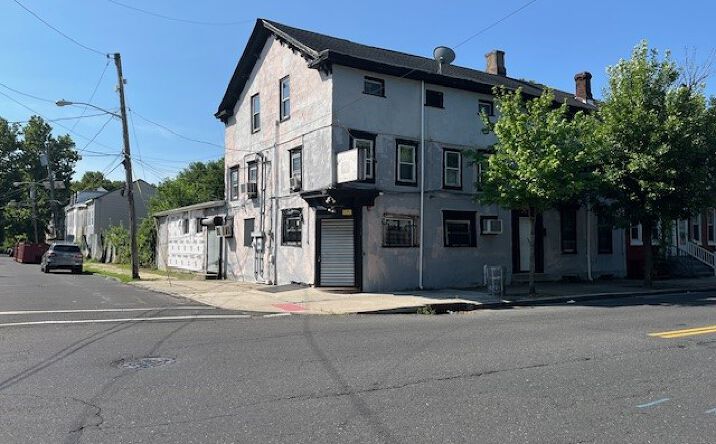 Pictures of Retail property located at 406-408 N Clinton Ave, Trenton, NJ 08638 for sales - image #1