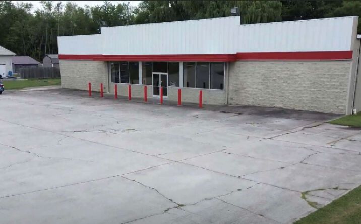 Pictures of Retail property located at 3299 Lantana Rd, Crossville, TN 38572 for sales - image #1