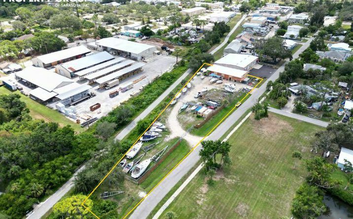 Pictures of Industrial property located at  for sales - image #1