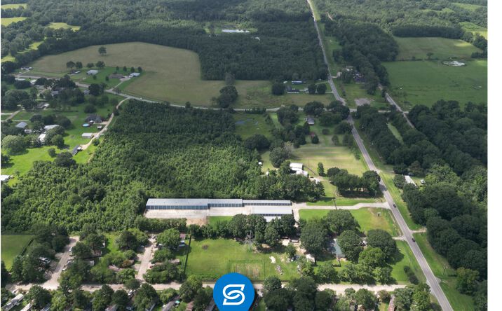 Pictures of Multifamily, Land, Mobile Home Park property located at 8930 LA-19, Slaughter, LA 70777 for sales - image #1