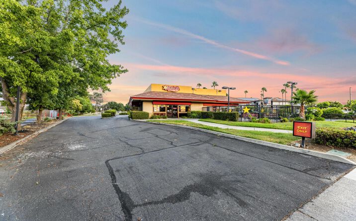 Pictures of Retail property located at 4400 Central Pl, Fairfield, CA 94534 for sales - image #1