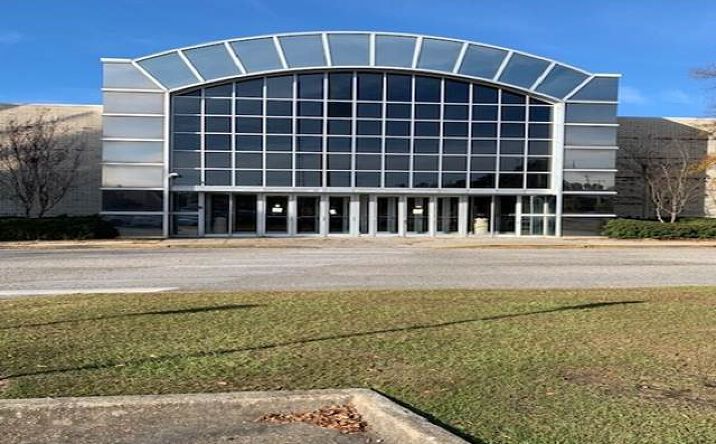 Pictures of Retail property located at 900 Commons Dr, Dothan, AL 36303 for sales - image #1