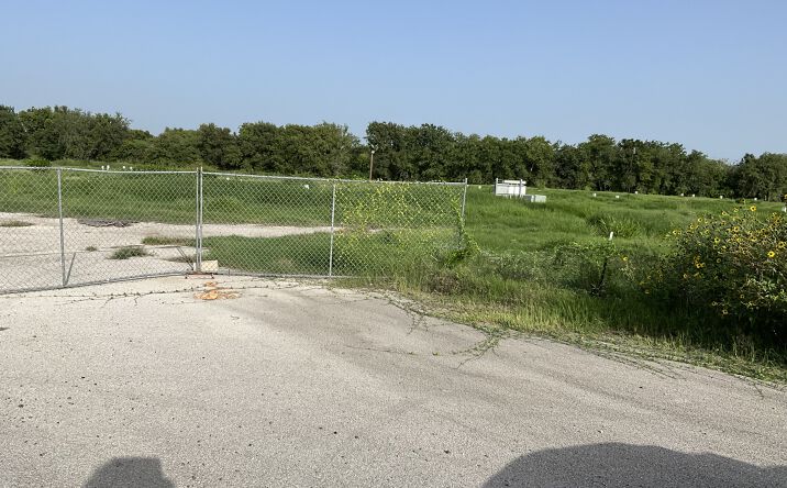 Pictures of Mobile Home Park property located at 322 N Sunset Strip St, Kenedy, TX 78119 for sales - image #1