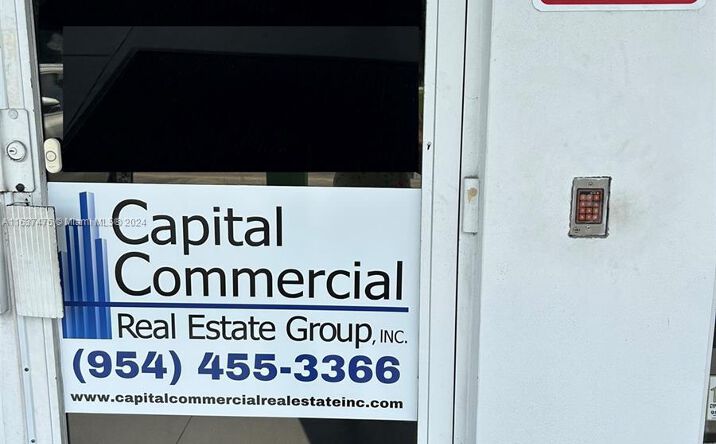 Pictures of Retail, Office property located at 7601 Davie Road Ext, Davie, FL 33024 for sales - image #1