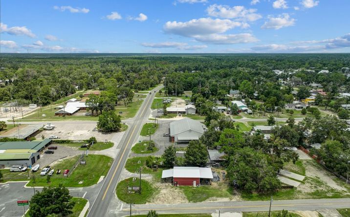 Pictures of Retail property located at 1503 Rives Ave, Steinhatchee, FL 32359 for sales - image #1