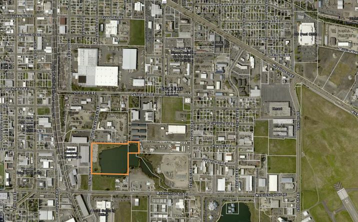 Pictures of Land property located at 1890 16th St SE, Salem, OR 97302 for sales - image #1