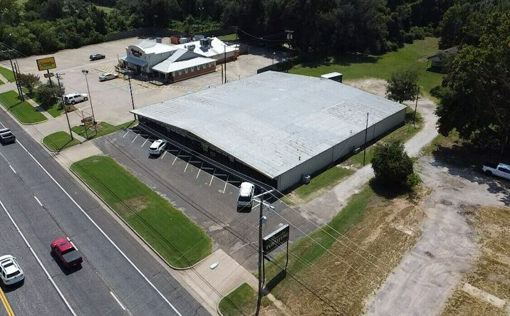 Pictures of Retail, Industrial property located at 3046 W Gentry Pkwy, Tyler, TX 75702 for sales - image #1