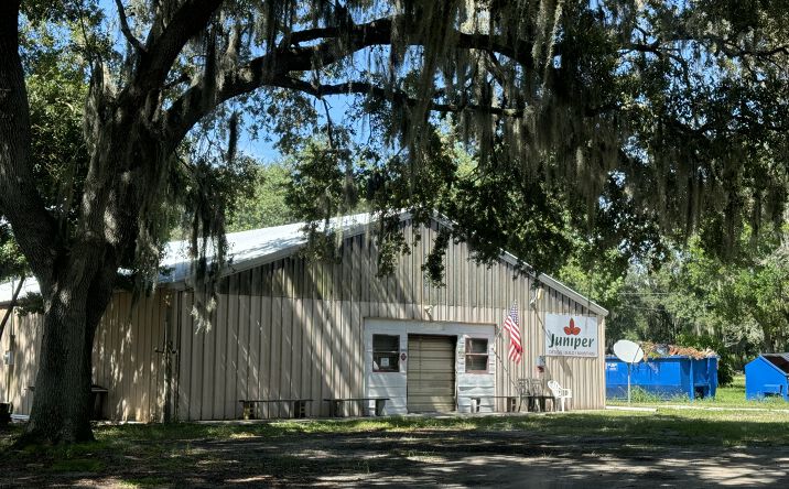 Pictures of Industrial, Mobile Home Park, Multifamily property located at 10605 Lithia Pinecrest Rd, Lithia, FL 33547 for sales - image #1