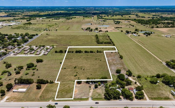 Pictures of Land, Business for Sale property located at TBD Hwy 77, Schulenburg, USA 78956 for sales - image #1