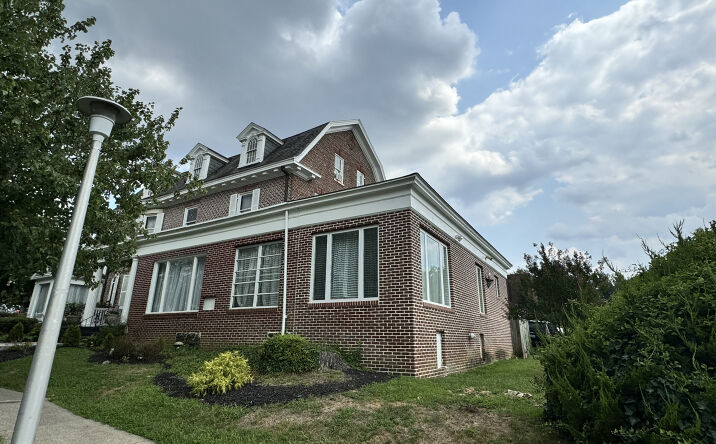 Pictures of Senior Living property located at 2311 Roslyn Ave, Baltimore, MD 21216 for sales - image #1