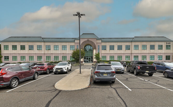 Pictures of Office property located at 246 Hamburg Tpke, Wayne, NJ 07470 for sales - image #1