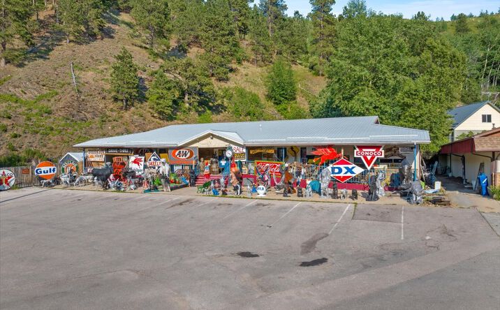 Pictures of Retail property located at 409 Cliff St, Deadwood, SD 57732 for sales - image #1