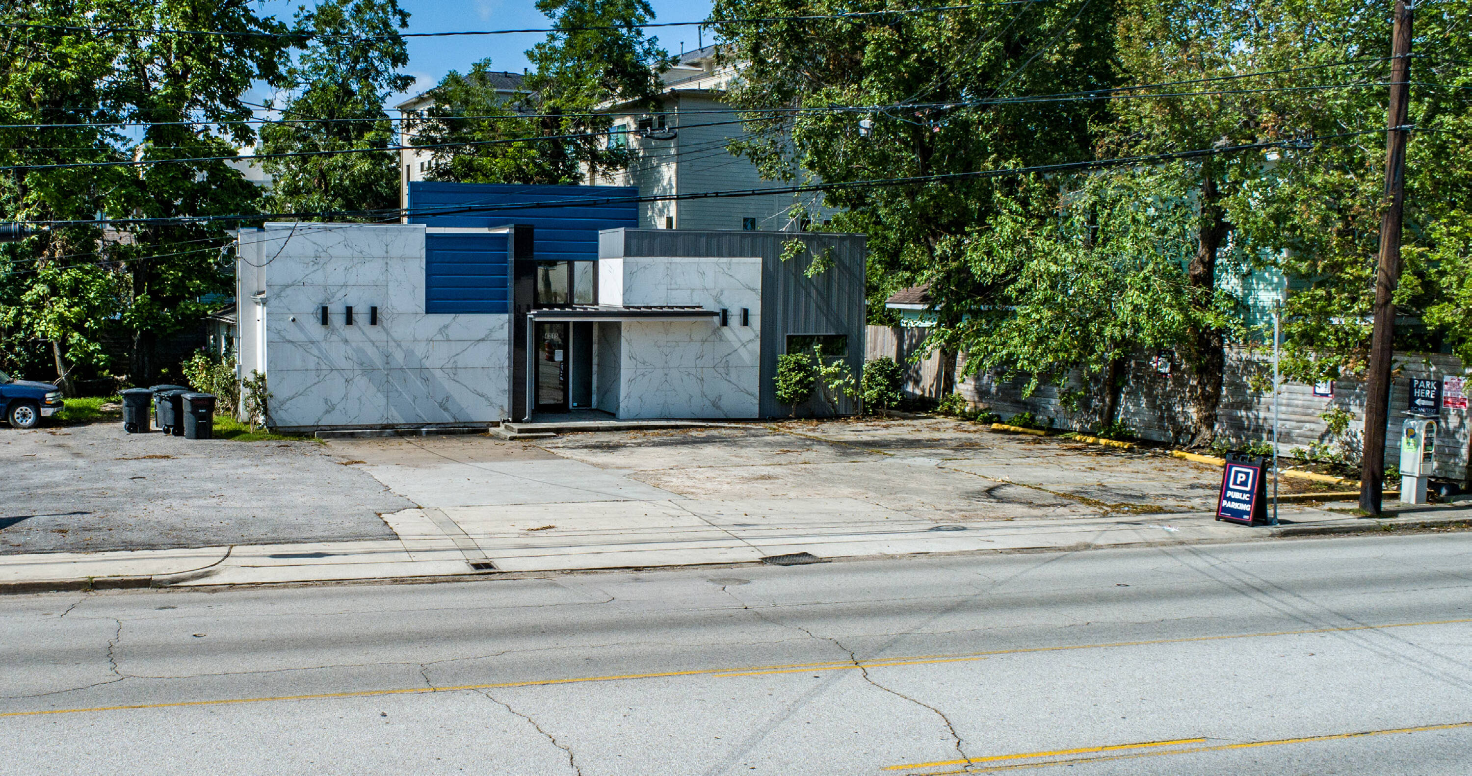 4215 Washington Ave