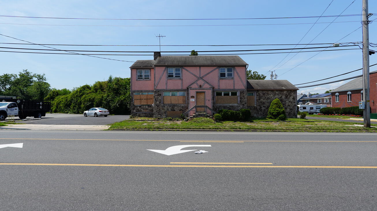 Pictures of Hospitality, Mixed Use, Multifamily, Office, Retail property located at 315 N Black Horse Pike, Mount Ephraim, NJ 08059 for sales - image #1